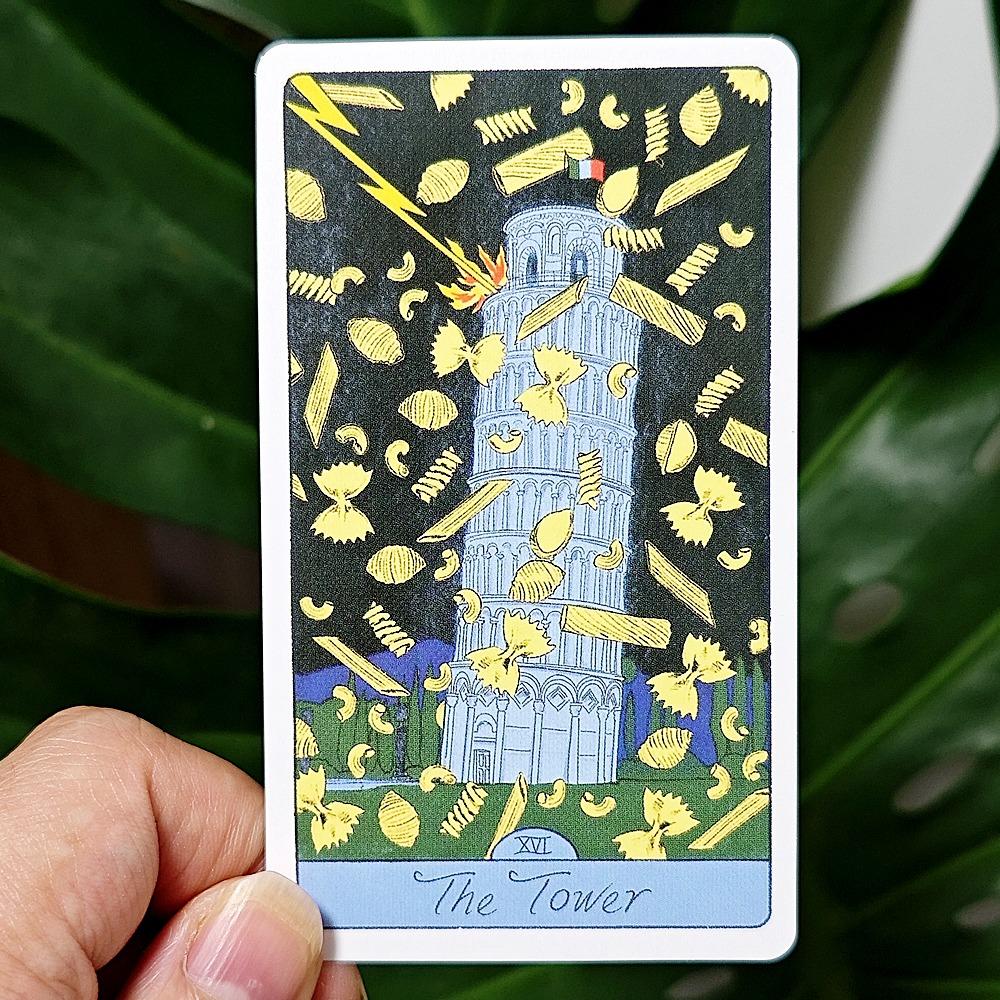 10.3*6cm The Pasta Tarot: A 78-Card Deck for Delicious Divination, A Playful, Accessible, and Delicious New Interpretation