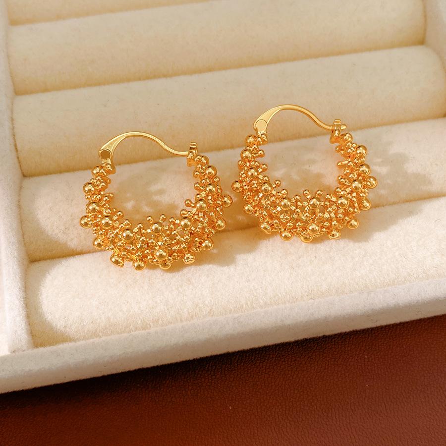 Hollow Out Circular Light Luxury Cold Style Personalized Earrings 1 pair of earrings