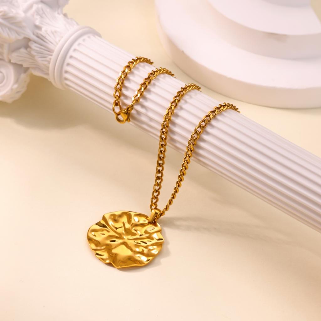 Stainless Steel Geometric Pleated Necklace For Women Gold Plated Irregular Pendant Necklace Wedding Waterproof Jewelry Gift