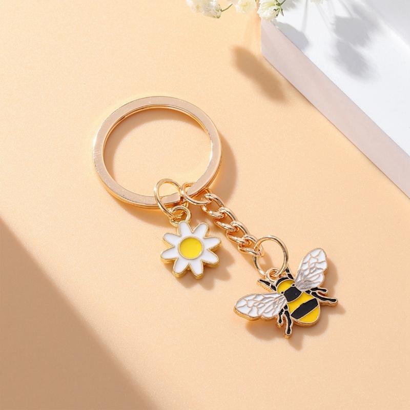 Cute Keychain Bee Honeycomb Heart Flower Key Ring Garden Key Chains Souvenir Gifts For Women Men Handbag Accessorie Jewelry
