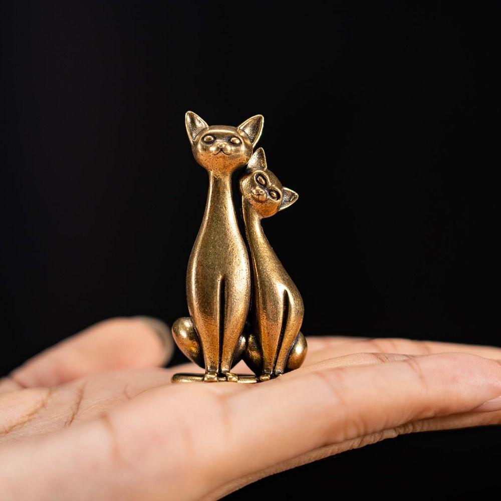 Creative Small Cat Figurines Animal Cat Lovers Cat Decor Statue Ornament Vintage Brass Sculpture Art Piece Home Desktop Office
