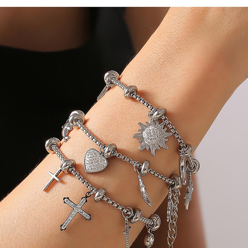 Zartes Kettchen-Armband mit Kreuzen, Schmuck, schickes Strass-Inlay, Anhänger-Armband mit verstellbarer Kette für Damen