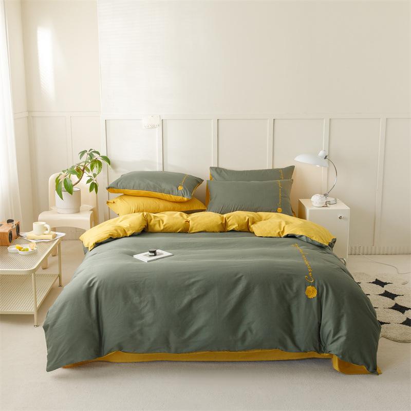 Kleines, frisches vierteiliges Set aus reiner Baumwolle, bedrucktes Set aus reinem Baumwolltwill, Einzel- und Doppelbettbezug, Bettlaken, Kissen, dreiteiliges Set