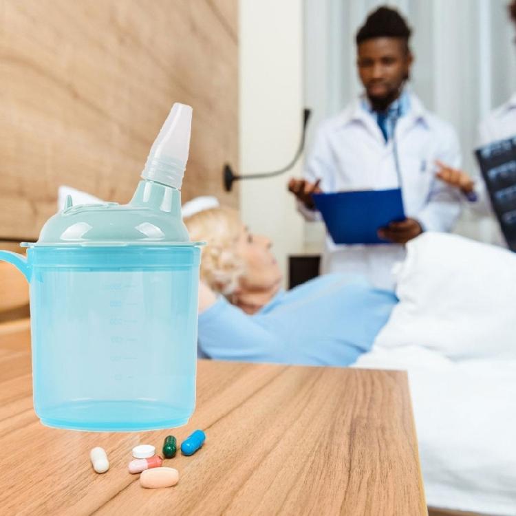 Kubek ze słomką klasy szpitalnej 300 ml dla pacjentów leżących Szczelna konstrukcja Bezpieczny dla żywności PP Łatwy do dezynfekcji