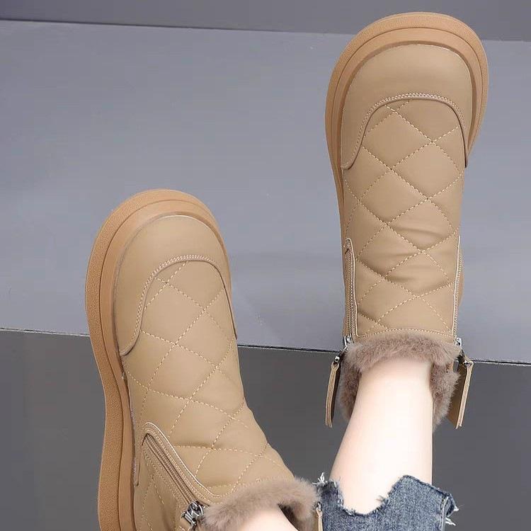 Popular Foreign-style Snow Boots Women's Winter 2025 New Velvet Thickened Northeast Cotton Shoes Waterproof, Non-slip and Warm Short Boots