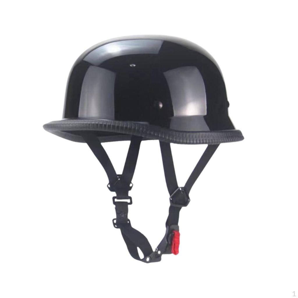 Motocyklová polopřilba s otevřenou skořepinou pro dojíždění na chopper motorce