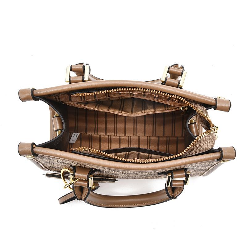 Women's bag small square bag 2025 new retro messenger bag flower large capacity portable tote bag women's bag female tide