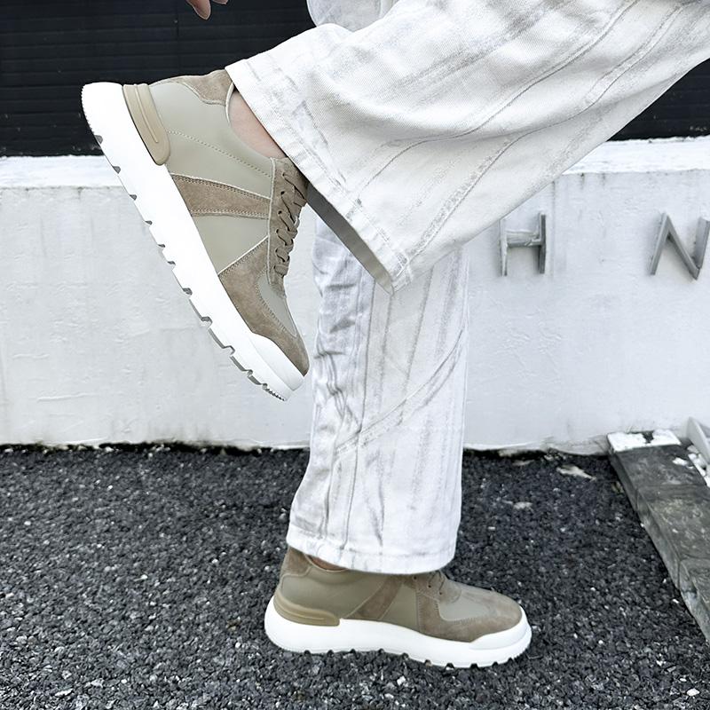 Fashion Breathable Running Shoes Lightweight Walking Shoes Fashion Male Athletic Footwear Breathable Flats Men's Casual Lace-Up Sneakers