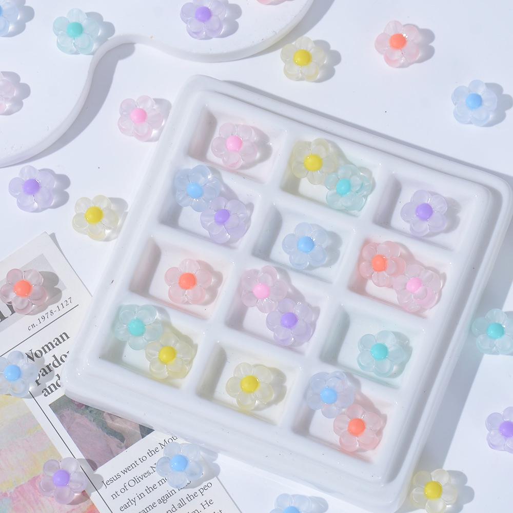 Korean INS Frosted Five-Petal Flower Acrylic Beads for DIY Bracelets - Colorful Accessories