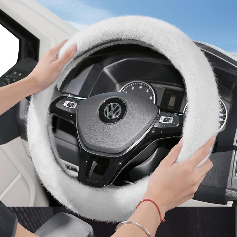 Suitable for Volkswagen Plush Steering Wheel Cover, Autumn and Winter Warm Non-Slip Protective Cover, Golf Tiguan Polo T-Roc Jetta Id.4 Id.3 Atlas