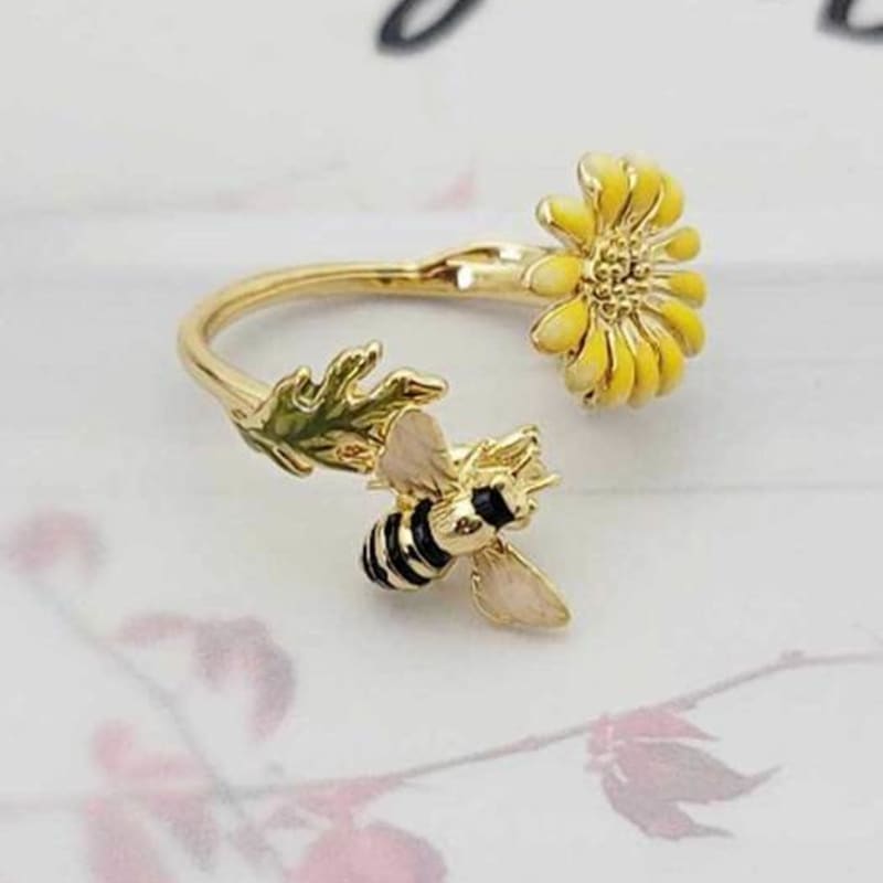 Ollia Bee Free Size Layered Gardling Fashion Ring