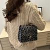 Fashionable Retro Street Style Pu Leather Handbag Elegant Small Square Bag With Chain