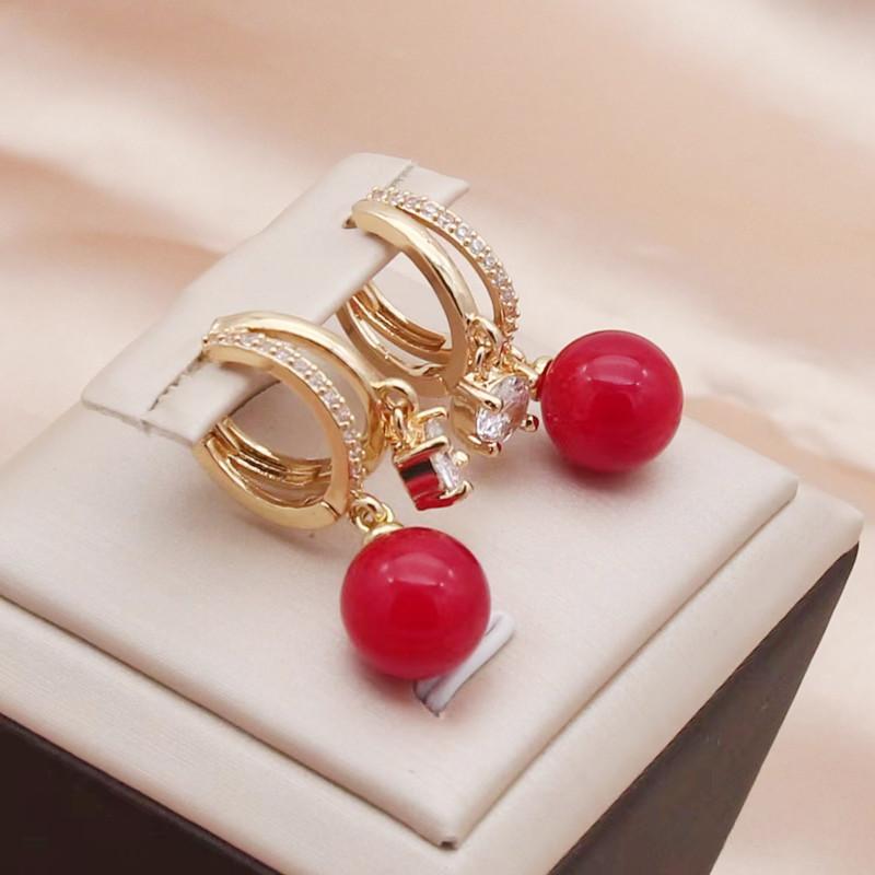 Trendy Red Imitation Pearls Drop Earrings for Women Fashion Zircon Hoop Earring Jewelry Party Accessories