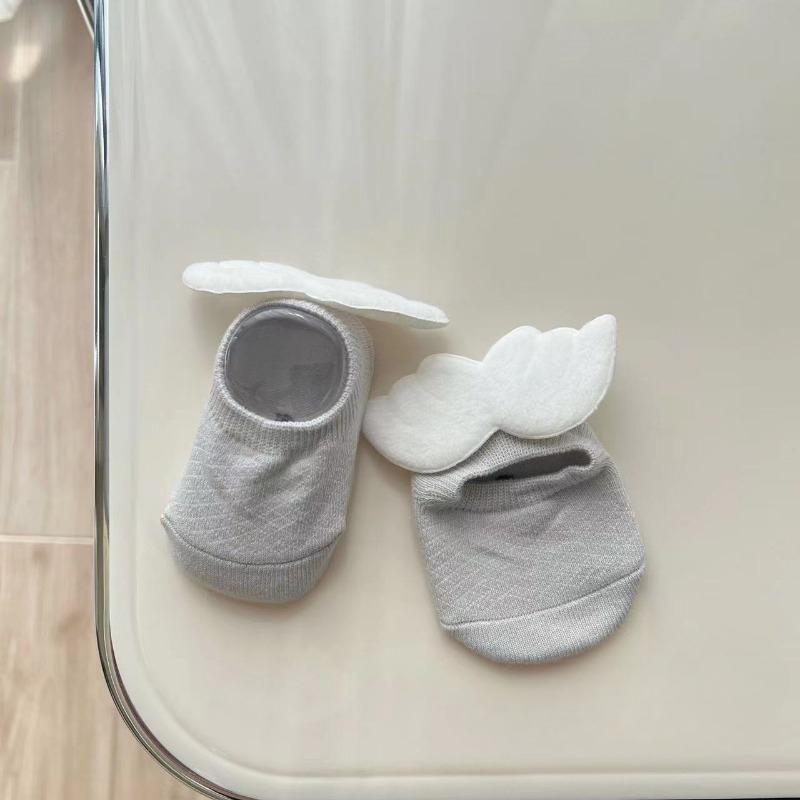 Chaussettes Ailes d'Ange pour Bébés Garçons Coton Élastique Couleur Unie Chaussettes Nouveau-nés Filles Printemps Été Antidérapantes Sol Coupe Basse pour