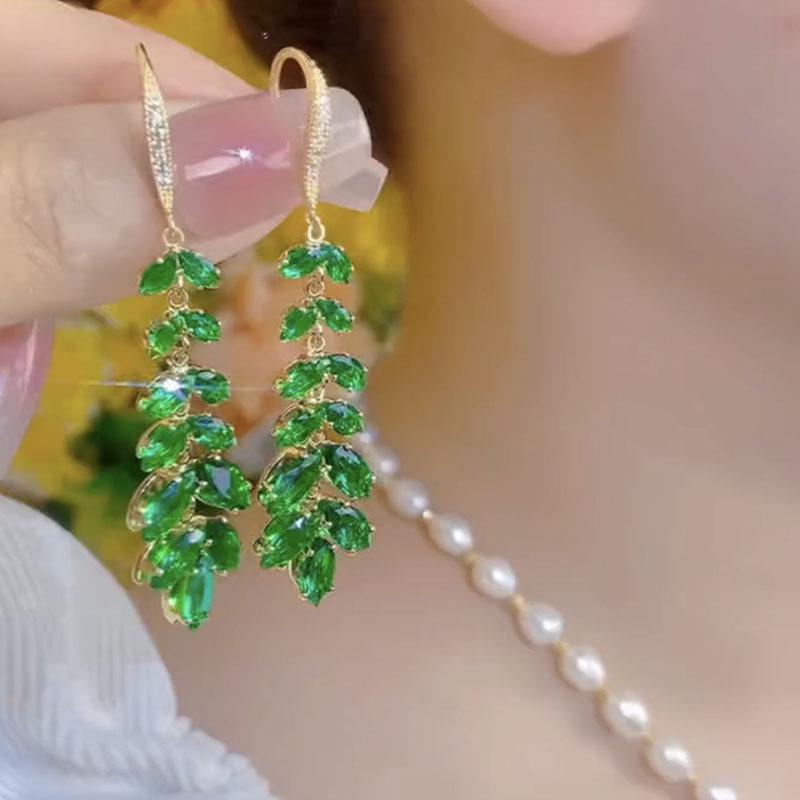 Gold & Green Crystal Leaf Retro Earrings - Light Luxury 2024 Collection