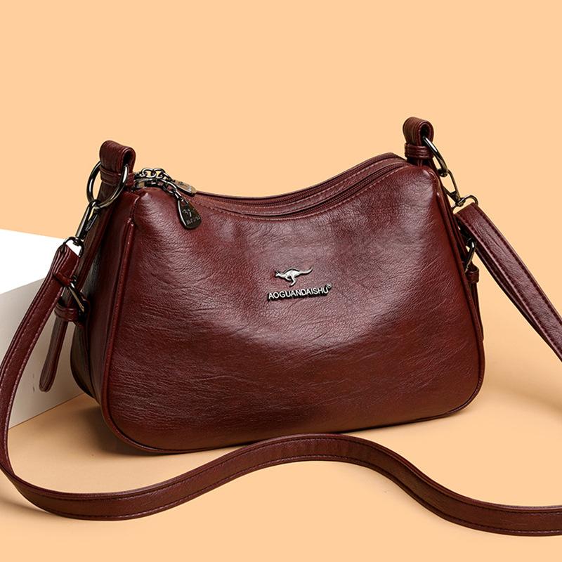 2025 New Middle-aged Mother Bag Large-capacity Messenger Bag Fashionable and Simple Shoulder Handbag Soft Leather Small Square Bag