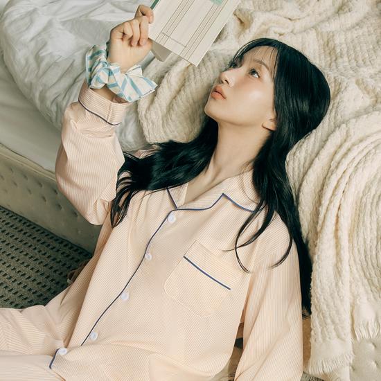 Silk Fit Long Sleeve Collar Couple Pajama Set Homewear