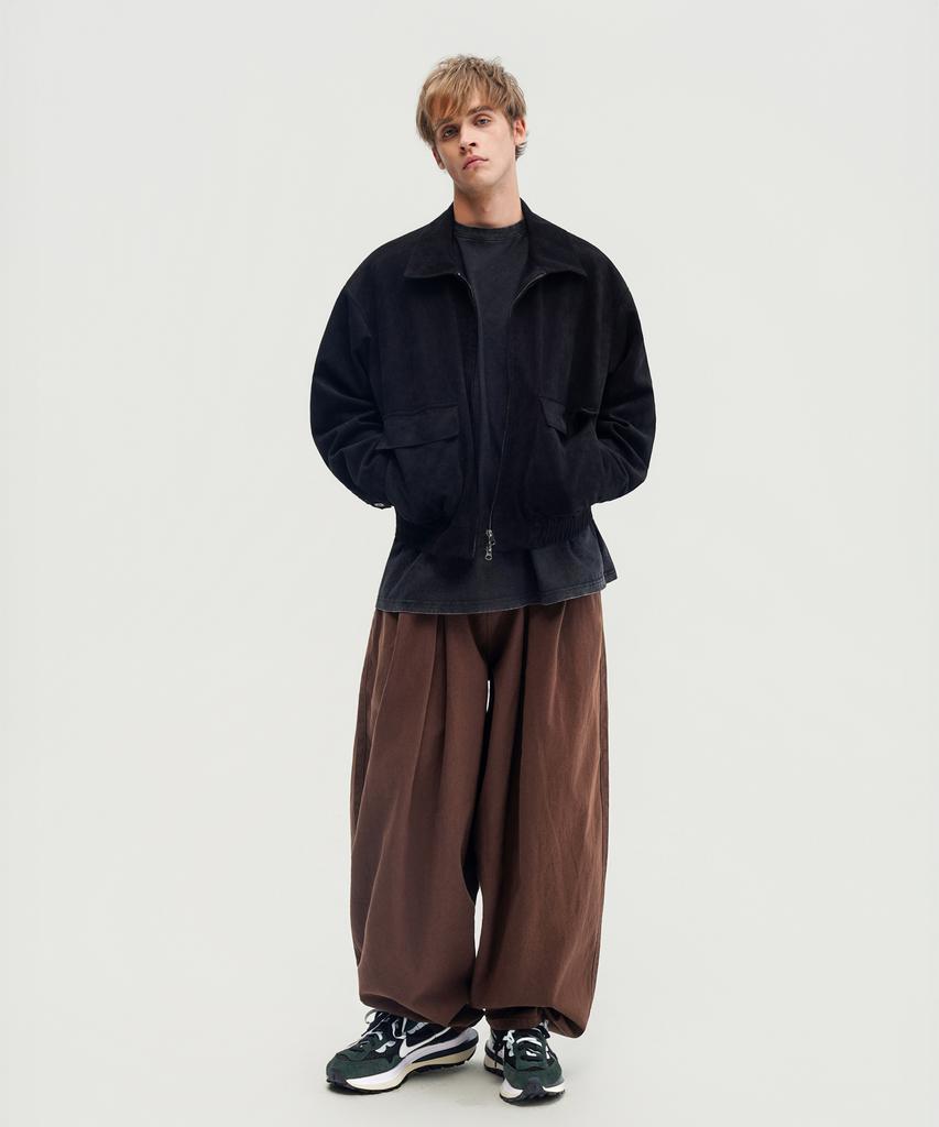 Beokeuldaun [26 Year Ver.] Inverted Tuck Balloon Fit Wide Cotton Pants (Brown)