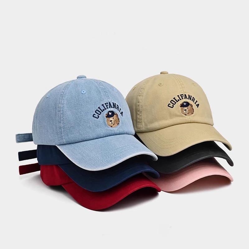 Embroidered bear baseball cap, versatile for men and women, spring and summer outdoor sun protection, face cap, sun hat