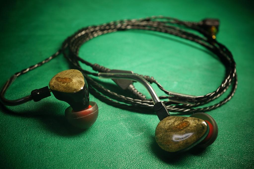 HEIR AUDIO IEM5.0 5x Balanced Armature In-Ear-Kopfhörer (Abnehmbares Kabel)