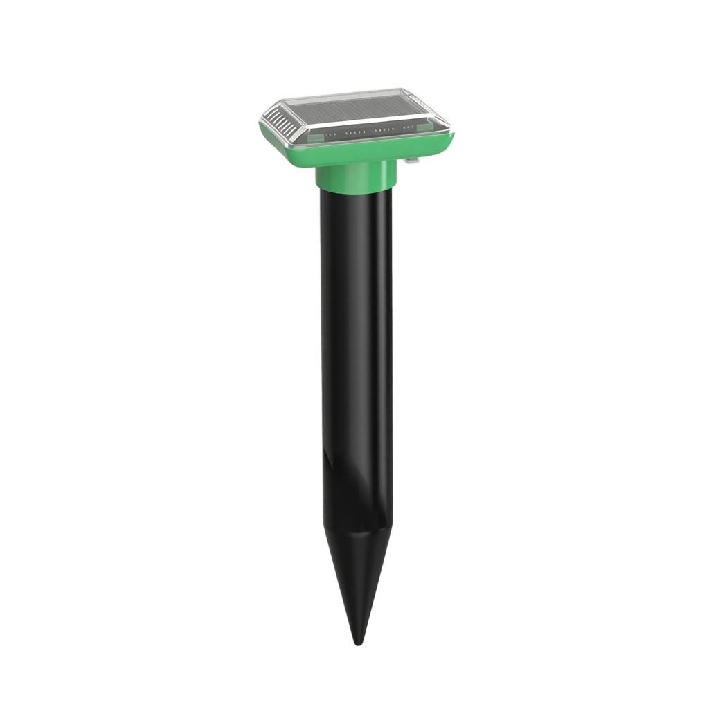 Solar Powered Ultrasonic Pest Repeller Outdoor Rodent Repellent Device Waterproof Ground Spike Design for Garden Lawn Patio