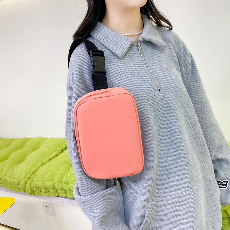 Спортивная сумка на пояс для мужчин — фото 15