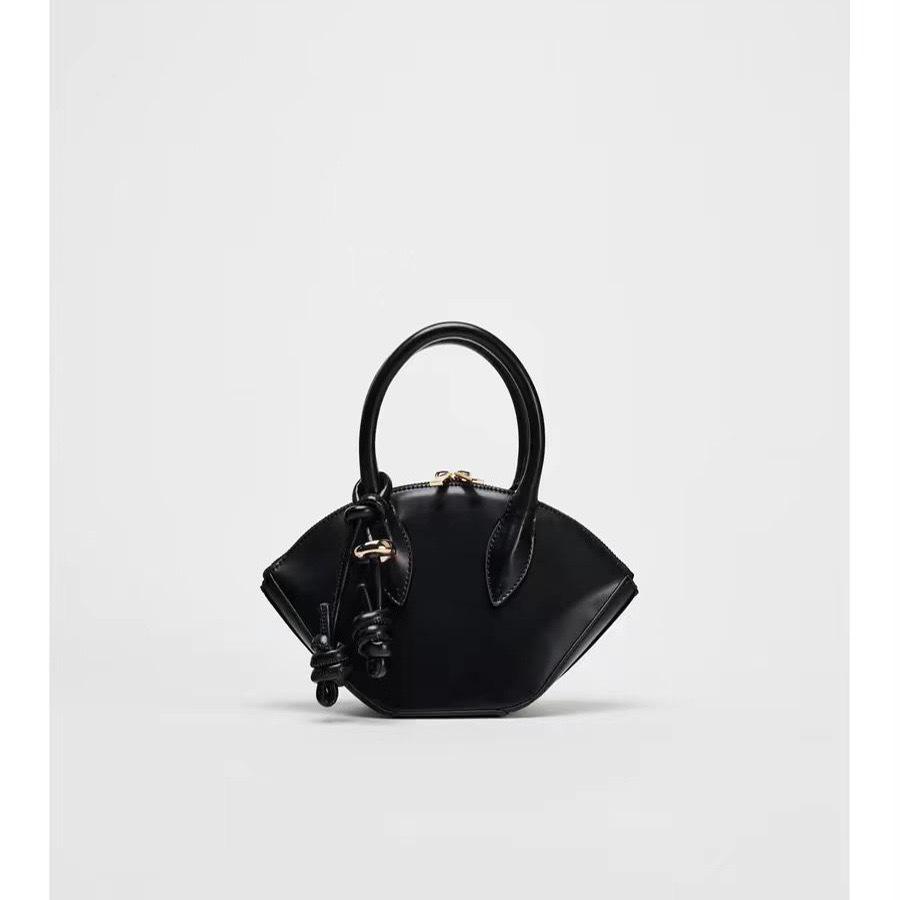 Luksusowa designerska torba na ramię Duża pojemność Modna torebka Trapezowa Modna torba crossbody Kształt wachlarza Torba typu worek dla kobiet