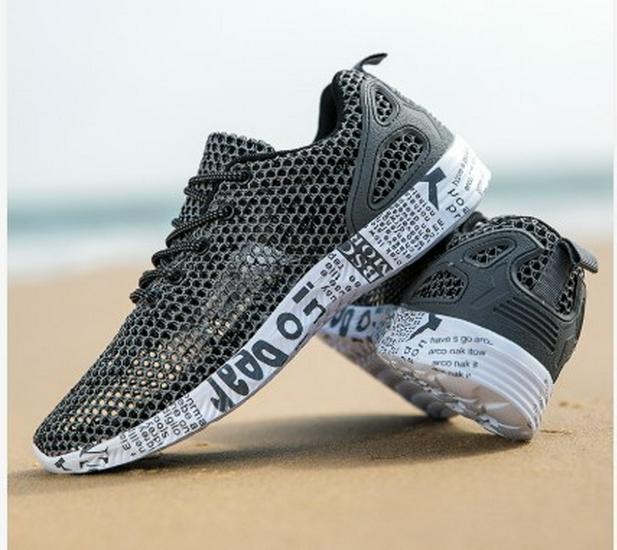 2021 Spring-Summer Plus Size Breathable Non-Slip Casual Sports Shoes for Couples