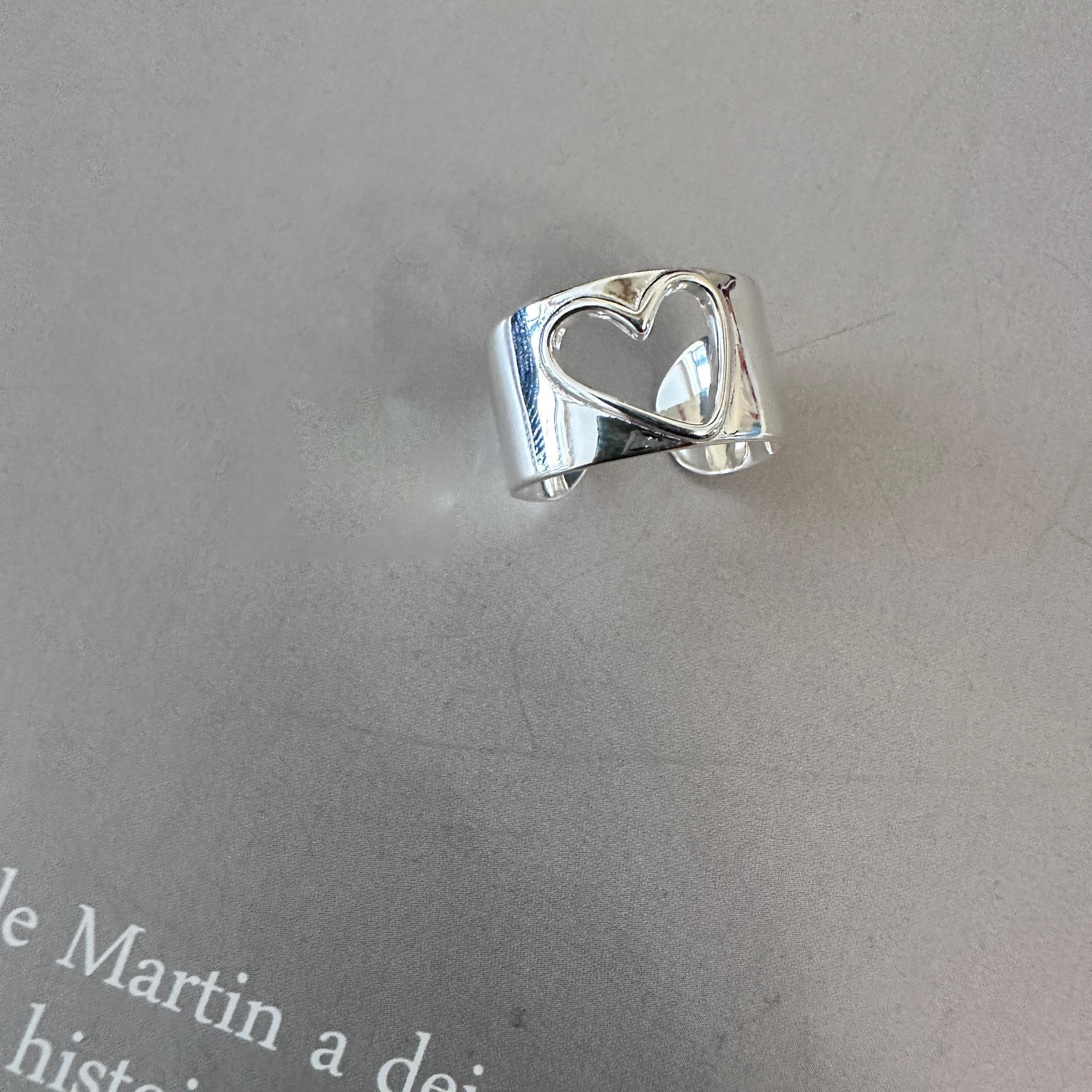 

Sterling Dazzling 925 Silver Heart Open Ring With Elegant Cutout Design For Lovers Fashion