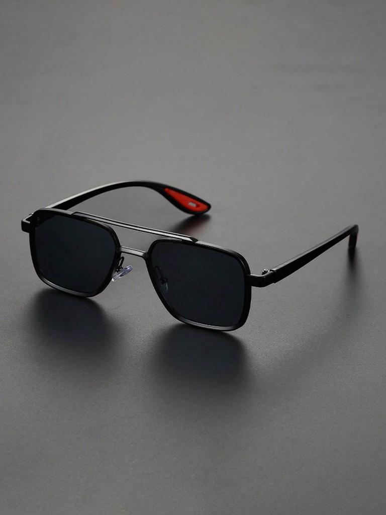 1PC Fashion Square Pilot Frame Metal Cool Men Sunglasses For Women Outdoor Daily Life Vintage Shades Eyewear Accessories.