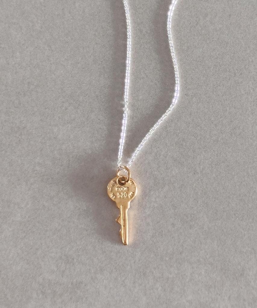 Code.H (Silver 925) Key Pendant Necklace