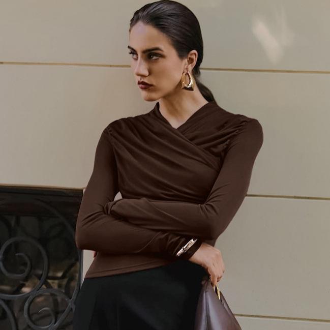 Atmosphere autumn and winter brown versatile bottoming shirt women's design sense European and American new pleated long-sleeved slim-fit top
