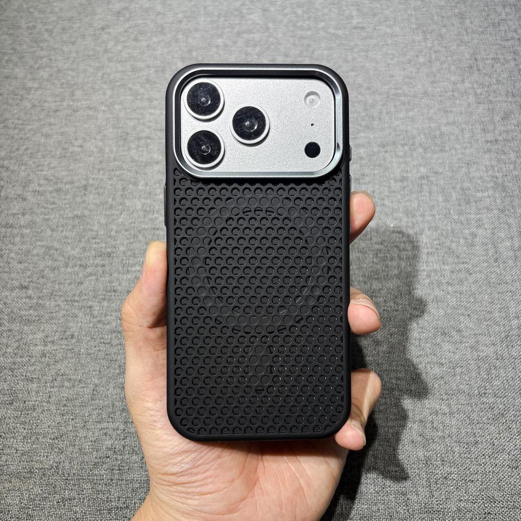 Apple 17 Heat Dissipation Magnetic Case for iPhone Pro Max: Ultra-thin, Honeycomb Design, Large Hole, Hard Shell for iPhone 13/14/15/16 Pro.