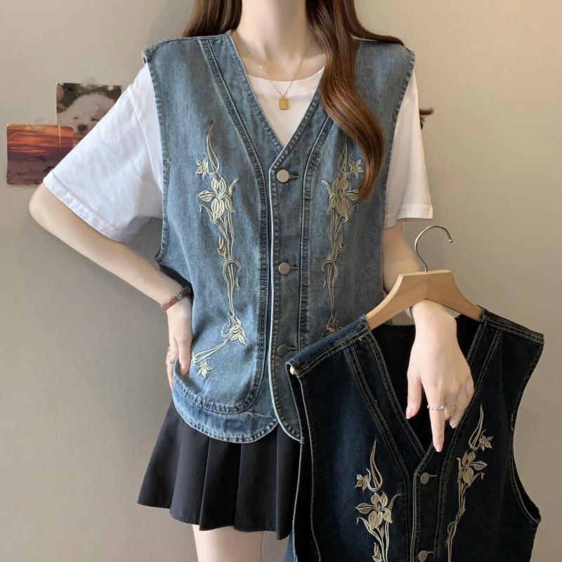Women s Petite Floral Embroidered Denim Vest - Spring Casual Layering Top L