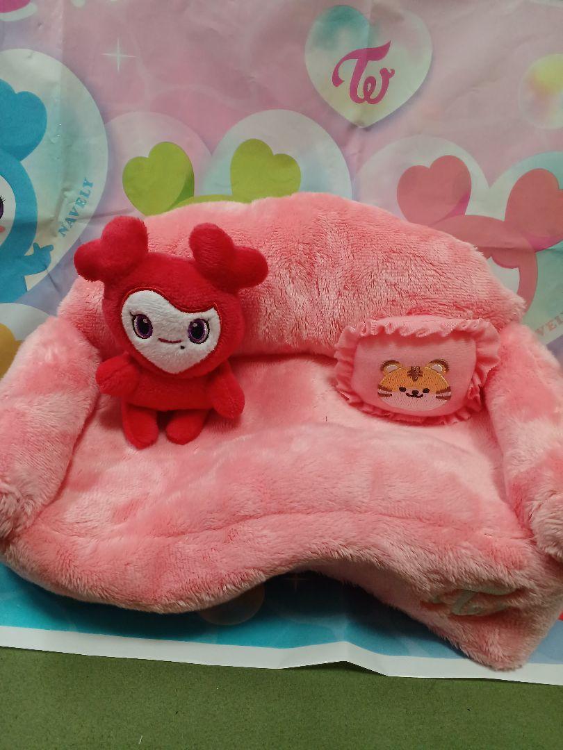 

[Б/У] Последнее снижение цены! TWICE LOVELYS Чехол для салфеток Эксклюзив GiGO Чэён