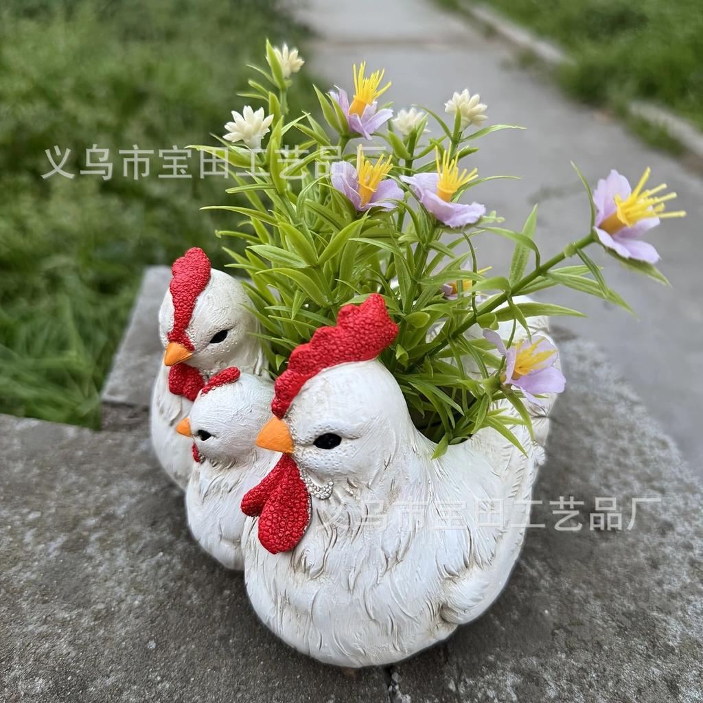 Three Chickens Resin Family Statue, Farmhouse Decor with Planting Trough, Garden Kitchen Yard Ornament, Animal Figurine Set