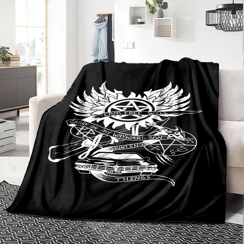 1pc Team Free Will Hunting Things Soft Flannel All Season Throw for Home, Office, Outdoor UseDurable Comfort Soft Warm Throw for Home