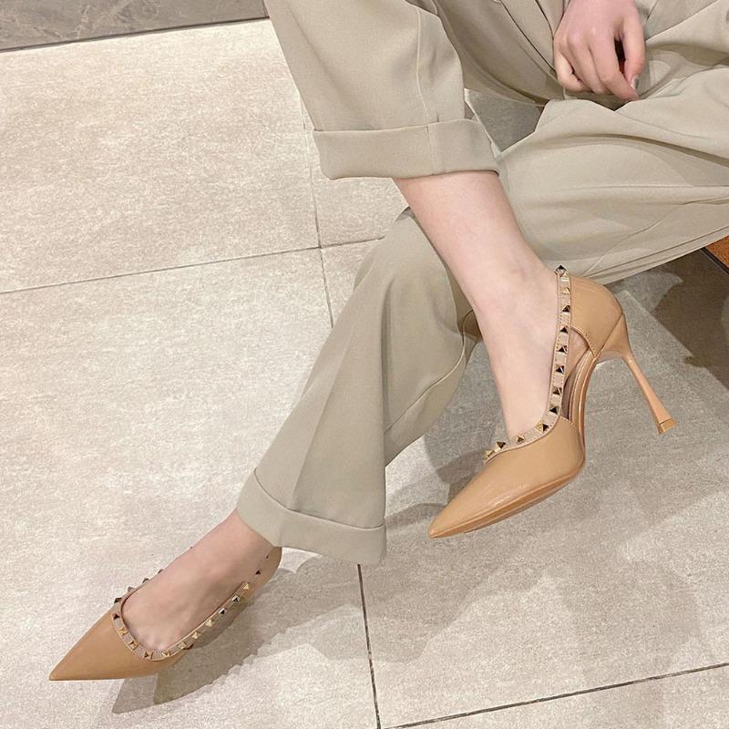 8-8 Sexy pointed high-heeled sandals women's hollow rivet high-heeled shoes women's thin-heeled sandals women's summer