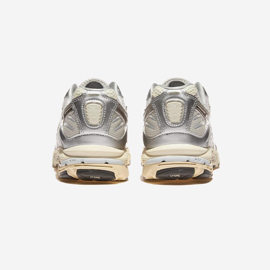 Mizuno Wave Rider 10 [D1GA243104-MIZUNO SnowWhite/WhiteSand/NimbusCloud]