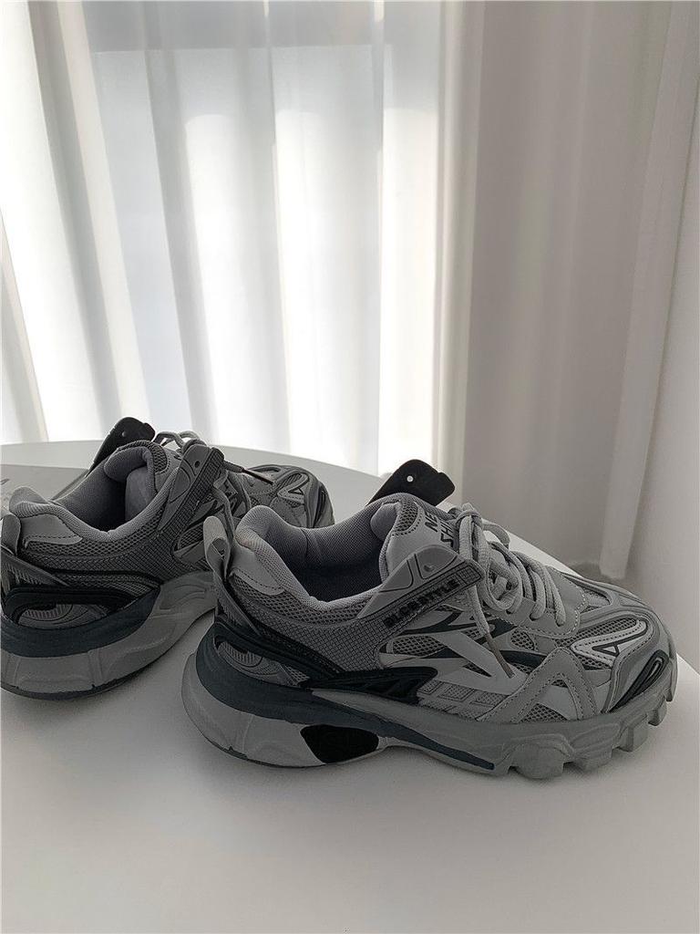 Hong Kong Style Dad Shoes Women 2025 Autumn New Women's Shoes Internet Celebrity Trend Versatile Korean Version Breathable Casual Sports Shoes