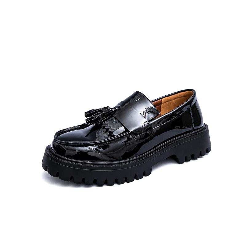 

2025 Autumn/Winter Men s Plus Size Patent Leather Thick Sole Height-Boosting Glossy White British-Style Groom Shoes 44