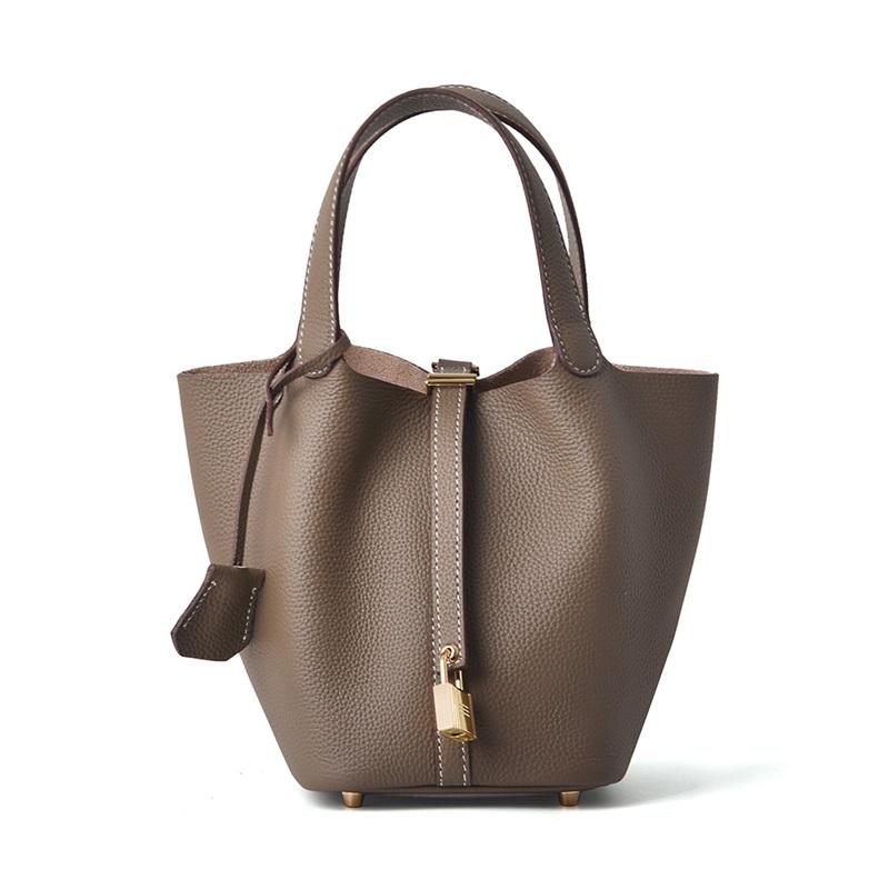 High End Leather Bucket Bag Large Capacity Messenger Bag Female Vegetable Basket Handbag Mommy Bag Bridal Wedding Bag