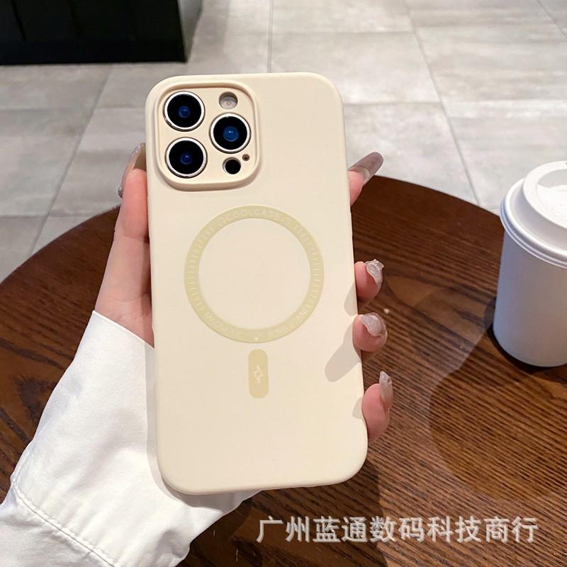Liquid Silicone Phone Case With Magnetic Snap IPhone 16 Pro Max 17 Shockproof Soft Cover