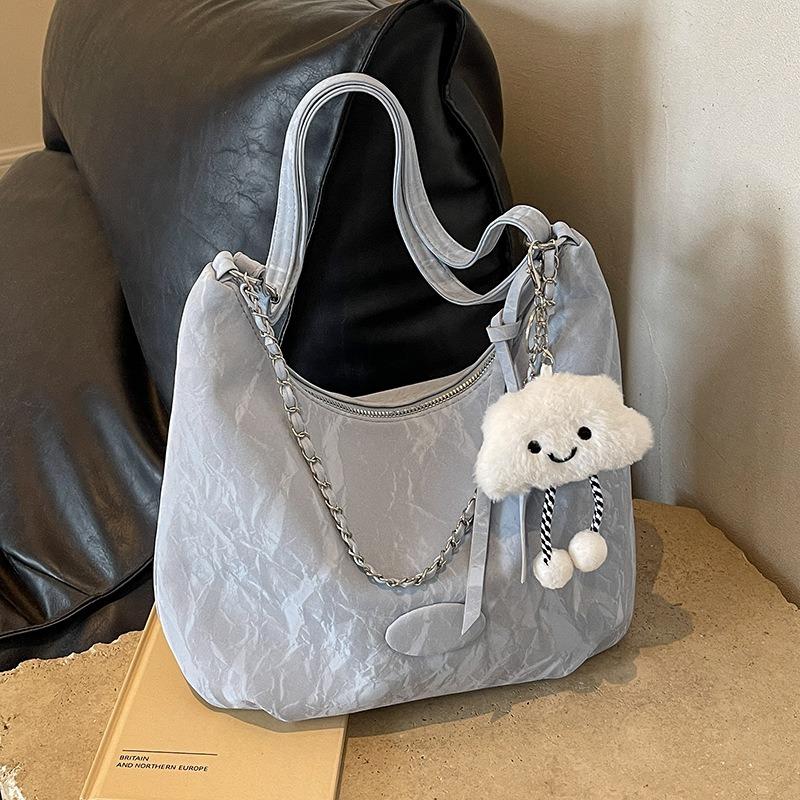 Casual Student Soft Surface Large-capacity Bag Women's New Summer Work Commuter Bag Fashionable Shoulder Messenger Bag