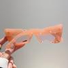 Heiß verkaufte Wind-Trend Sonnenbrille mit kleinem Rahmen und unregelmäßigem Nasensteg, die gleiche dünne Sonnenbrille wie bei Streetstyle-Aufnahmen