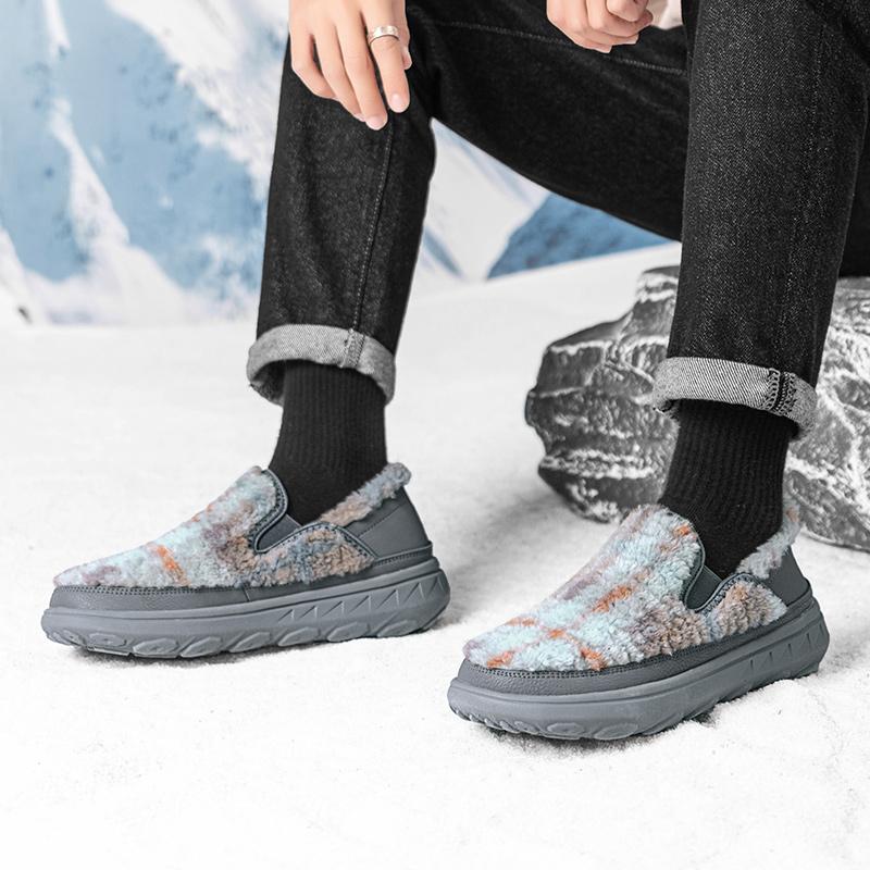 FUQIAO New Man Comfortable Loafers Casual Slip on Shoes Warm Plush Cashmere Fur Winter Flats Men Walk Driving Shoes Moccasins