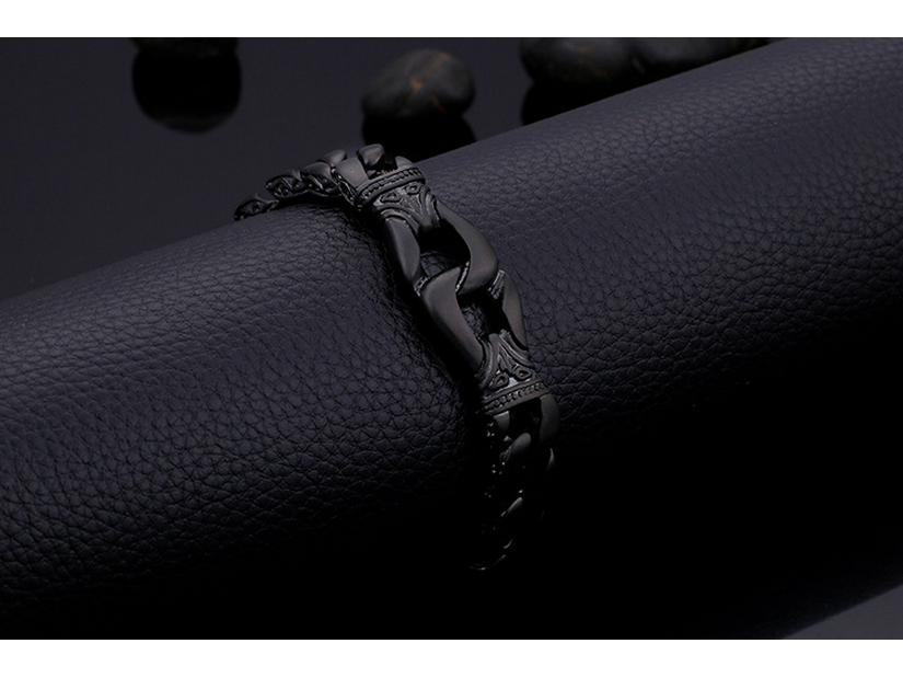 Retro Men's Stainless Steel Titanium Bracelet - European and American Fashion