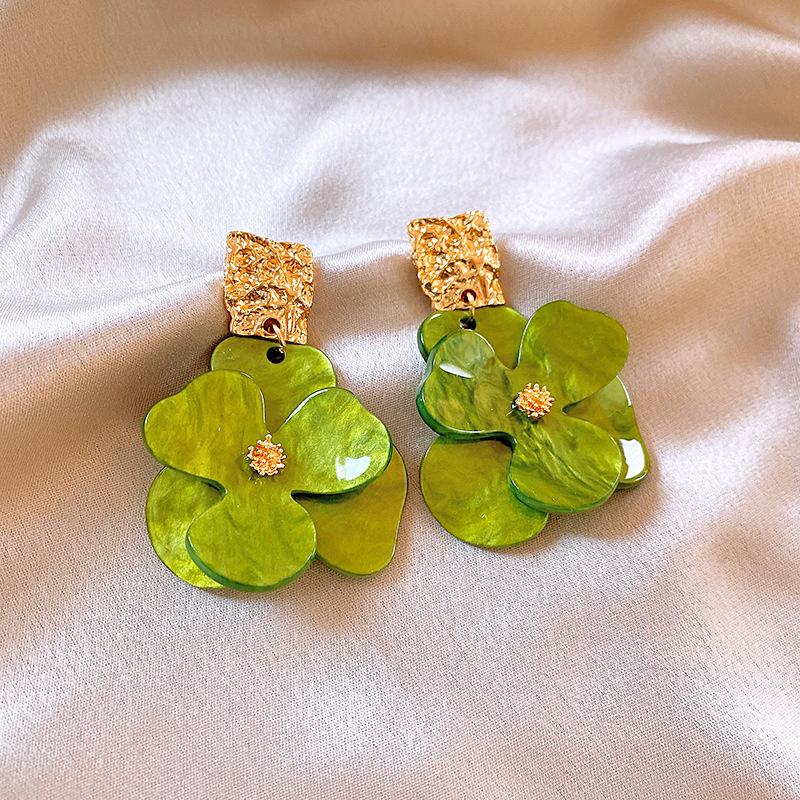 Small Fresh Grape Flower Fringed Earrings Korean Girl Heart Sweet Stud Earrings New Cute Versatile Earrings