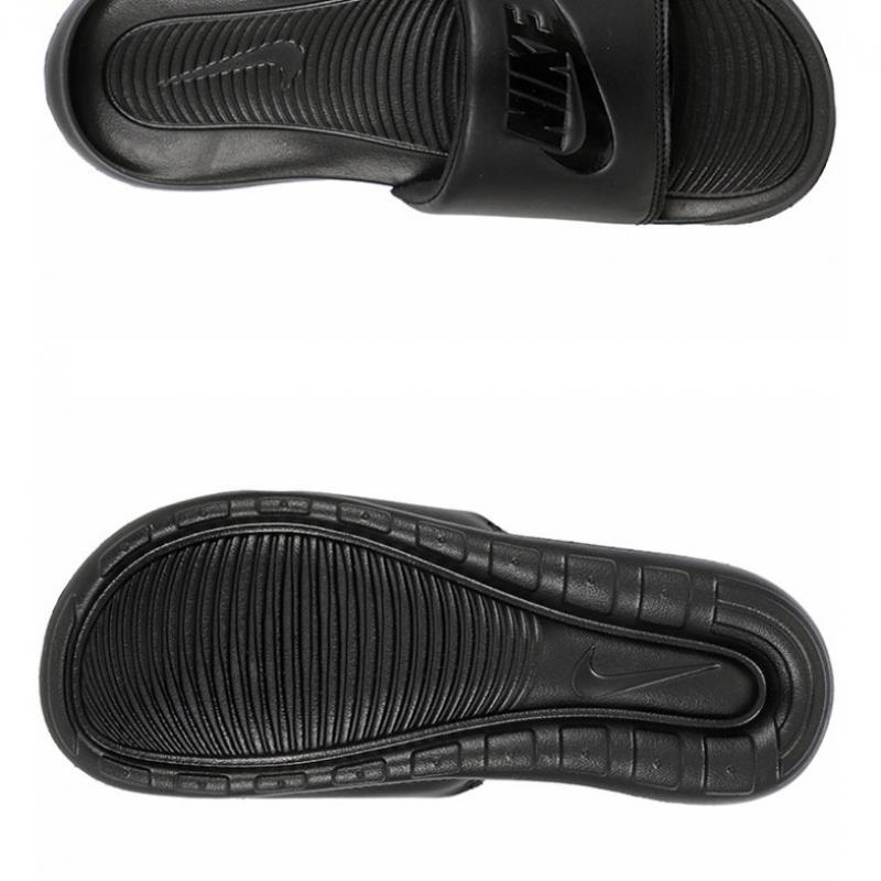Nike Slipper Victory One Slide