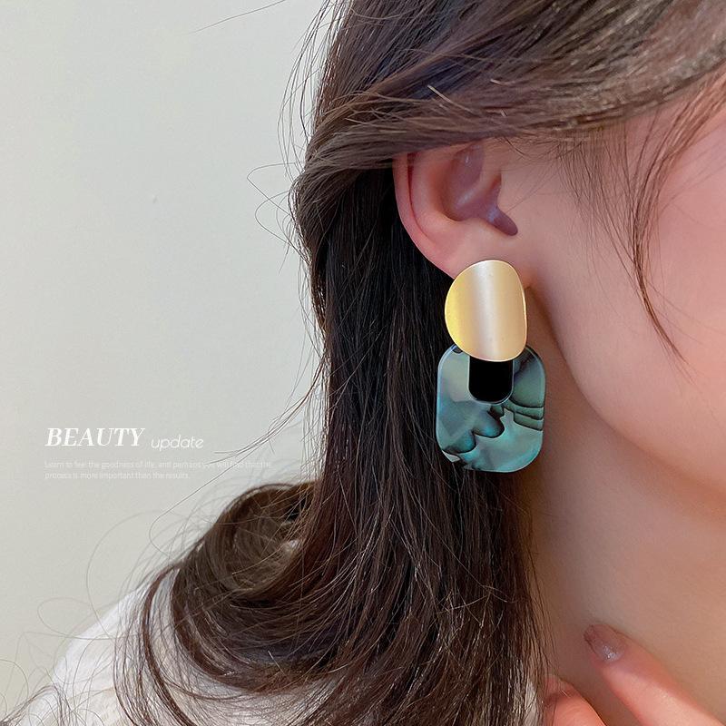 Silver needle diamond-set geometric acrylic earrings European and American exaggerated design sense brick pattern earrings temperament earrings women